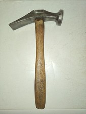 altes Werkzeug, Schuster