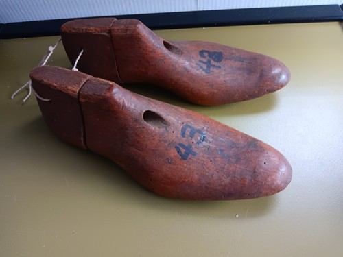 Paar sehr alte schuhleisten - paar,