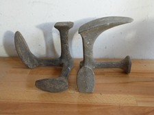 2x Antikes  Dreifuß Schuster