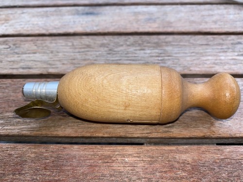 Nähahle aus holz - aus, –